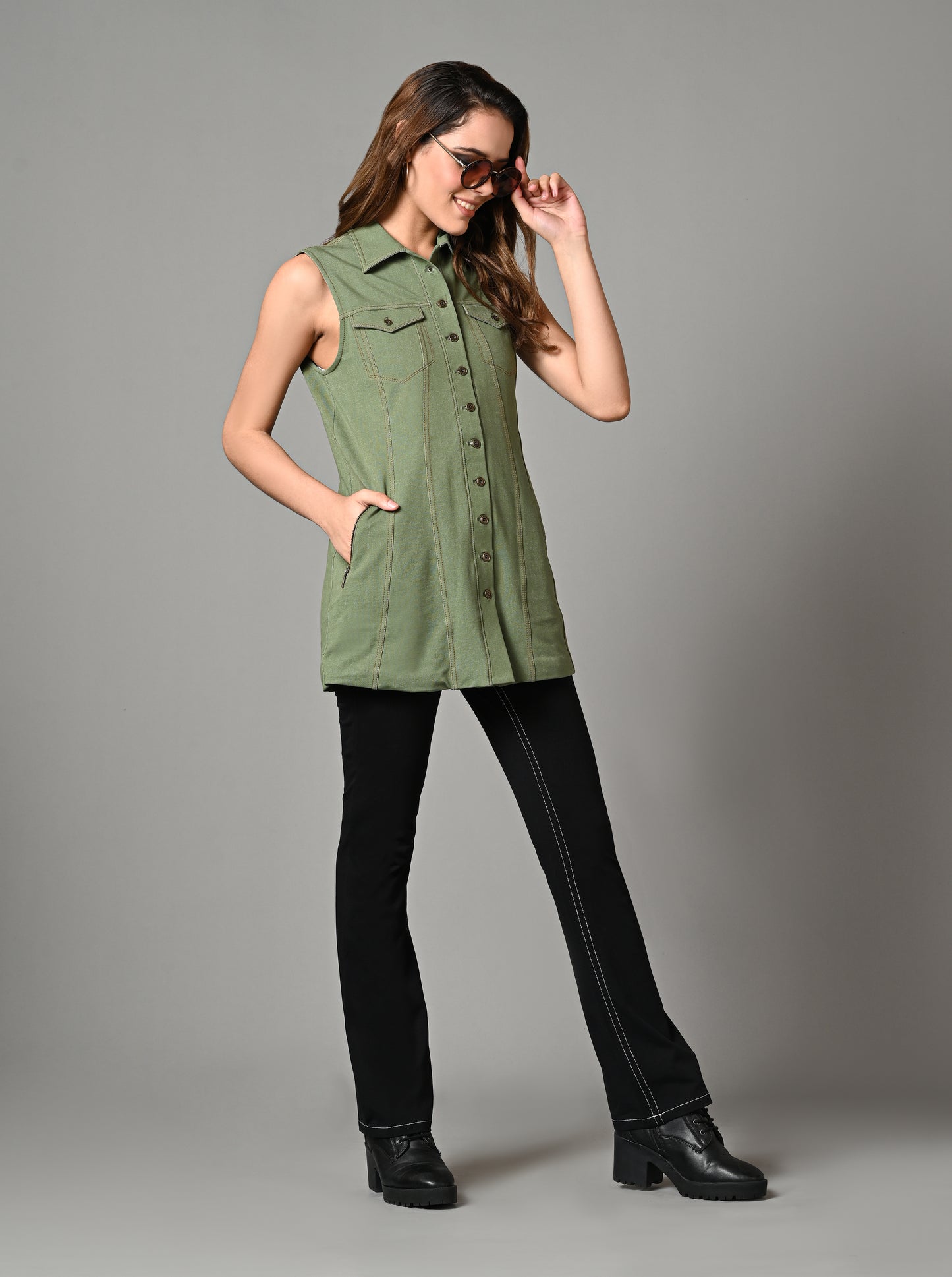 New Jeans - Stitch Solid Cotton Black Stretch Pants