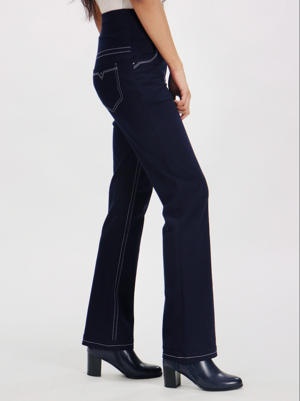 New Jeans - Stitch Solid Navy Cotton Stretch Pants