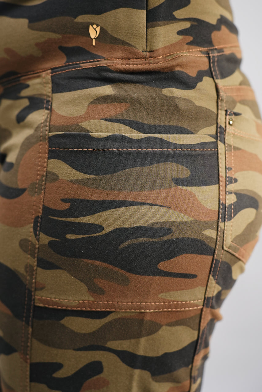 Loose Fit Khaki Defenders