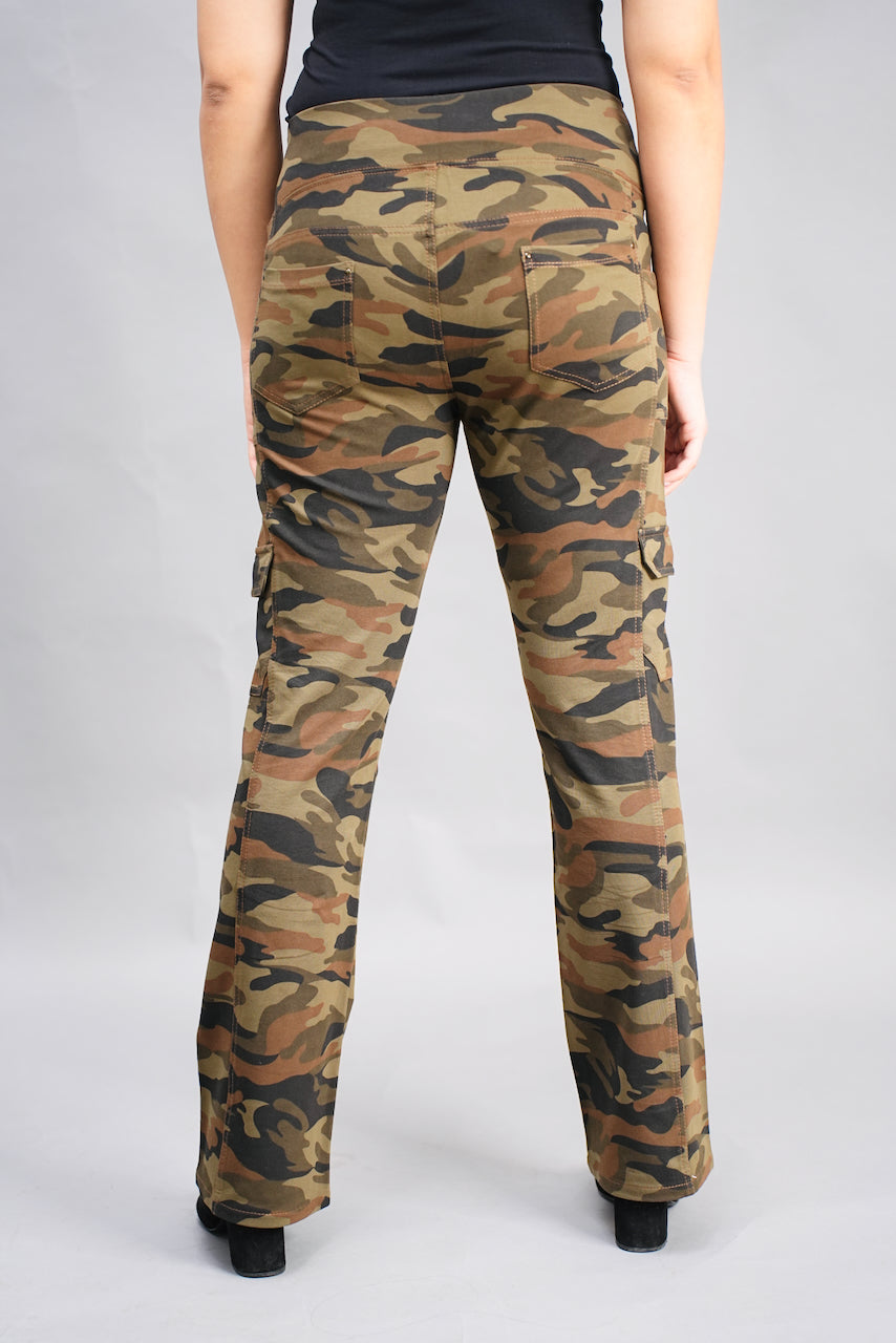 Loose Fit Khaki Defenders