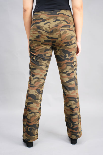 Loose Fit Khaki Defenders
