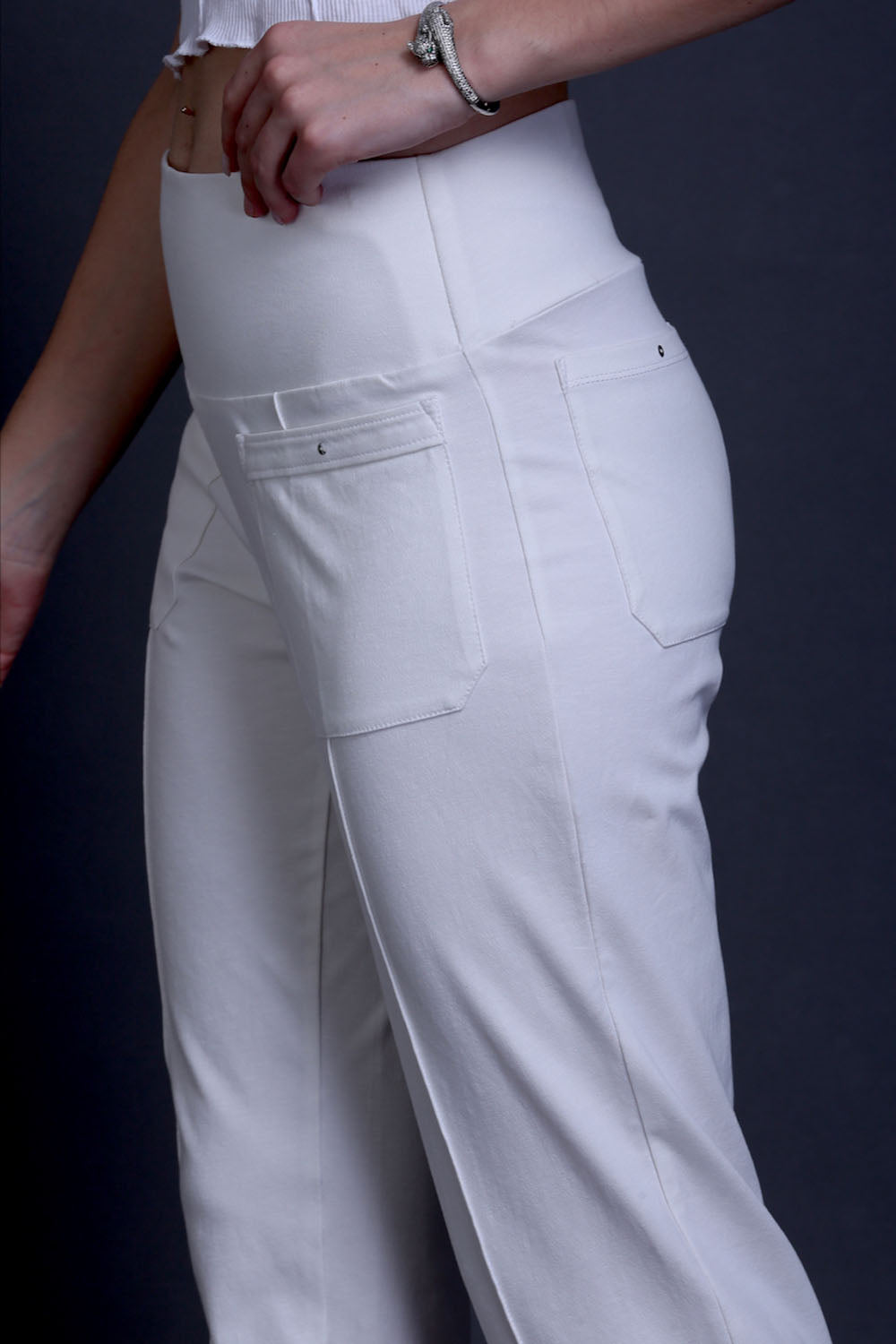 White Stretch Capri