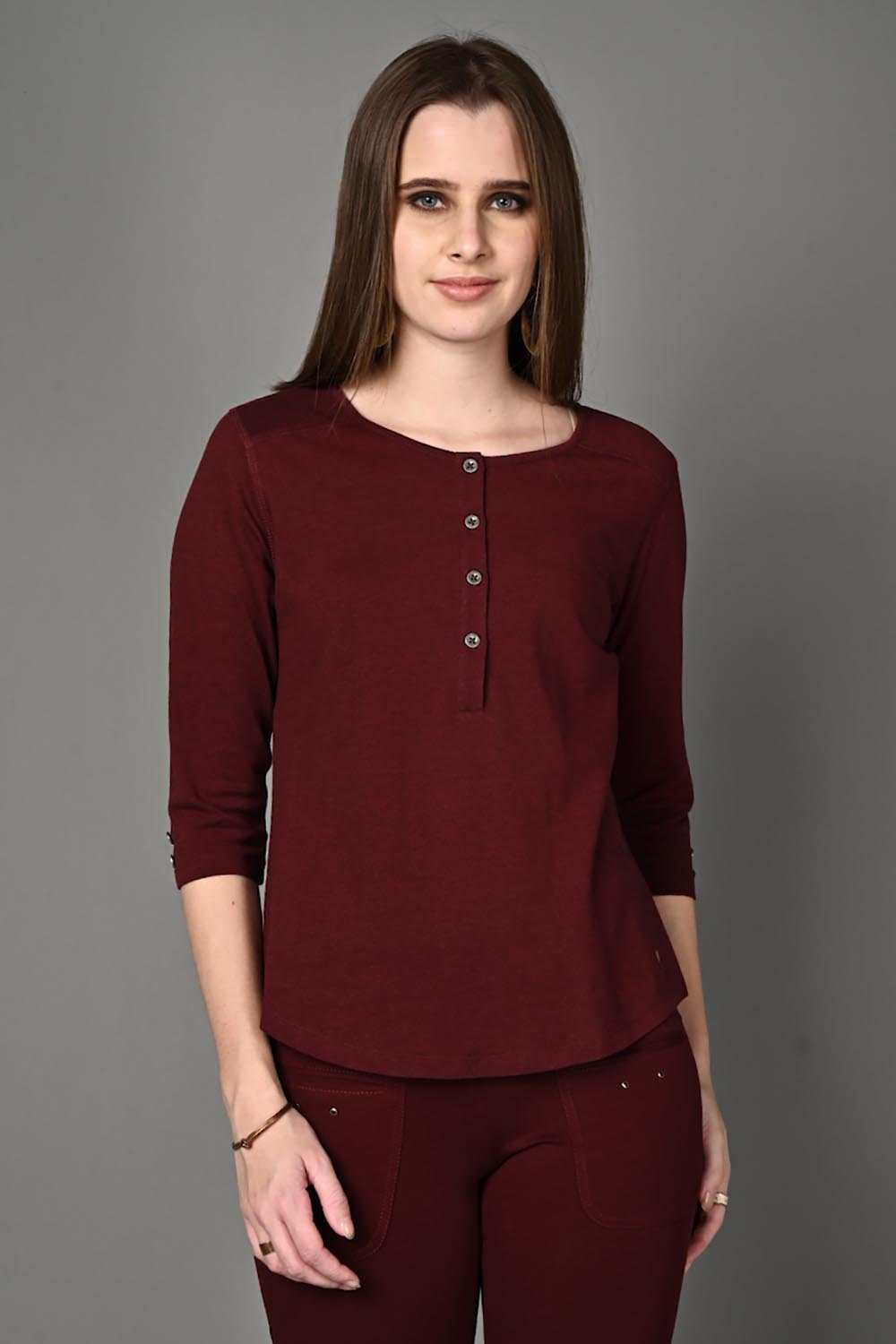 Wine Stretch Round Neck Top