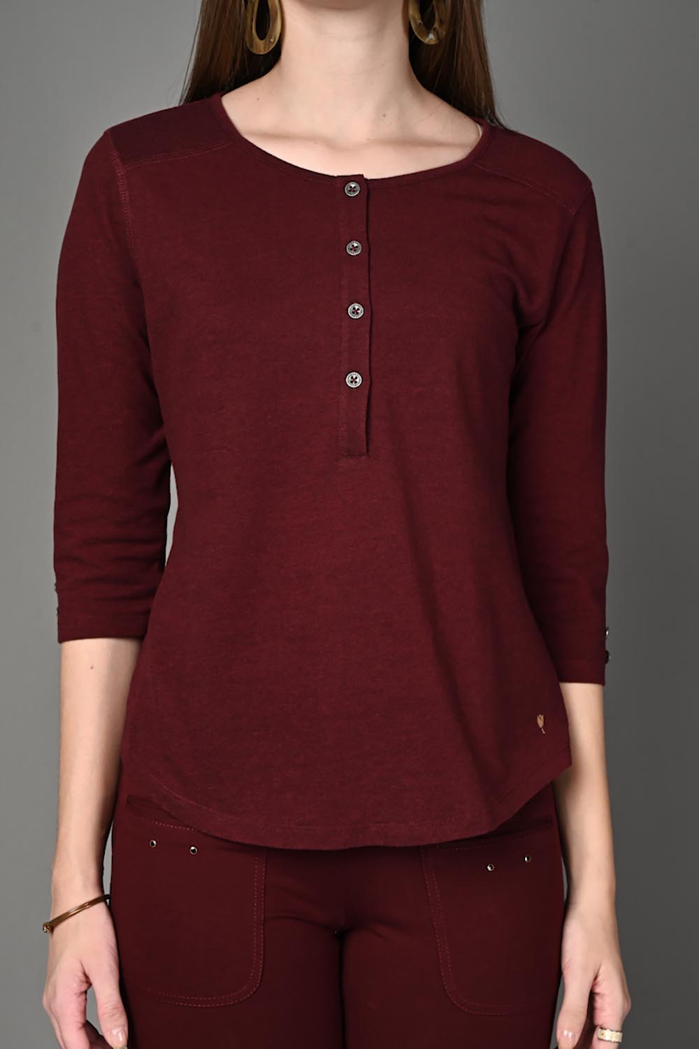 Wine Stretch Round Neck Top