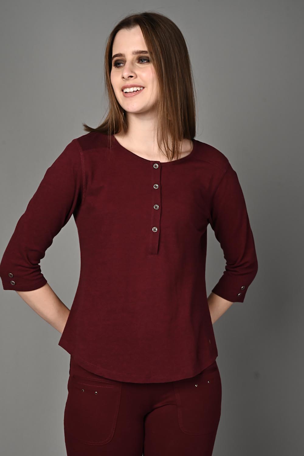 Wine Stretch Round Neck Top