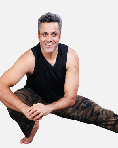 Men’s Khaki Camouflage Regular Fit Stretch Pants